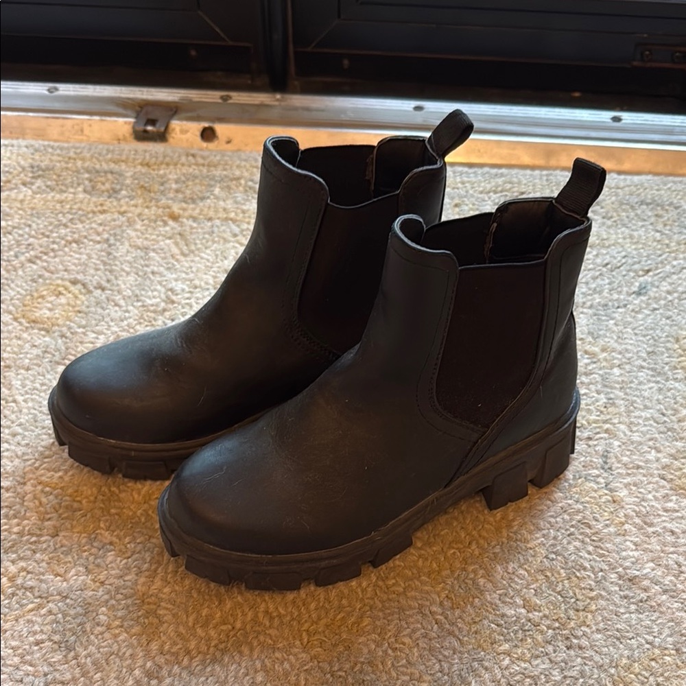Black Ankle Boots for Women